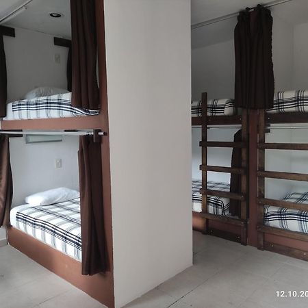 The All Inclusive Hostel - Food, Drinks And Transportation To The Beach And Cenotes Tulum Phòng bức ảnh