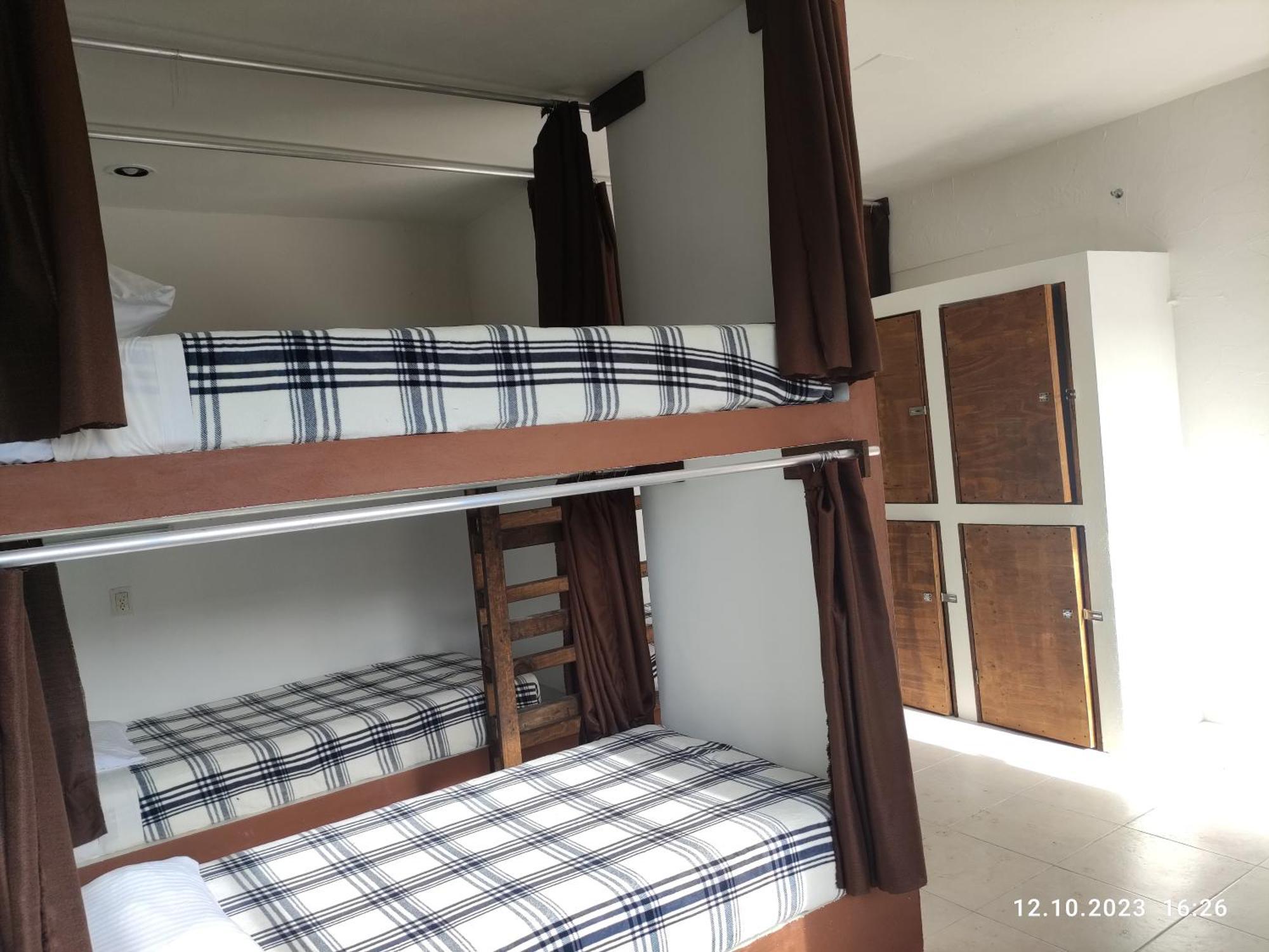 The All Inclusive Hostel - Food, Drinks And Transportation To The Beach And Cenotes Tulum Phòng bức ảnh