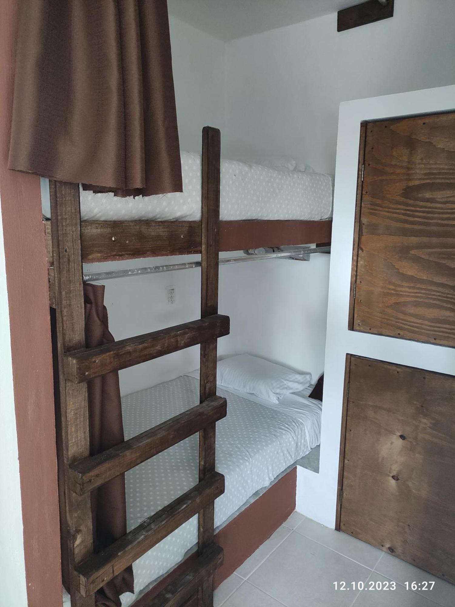 The All Inclusive Hostel - Food, Drinks And Transportation To The Beach And Cenotes Tulum Phòng bức ảnh
